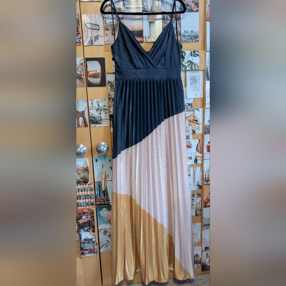 Minuet Boutique Sundress